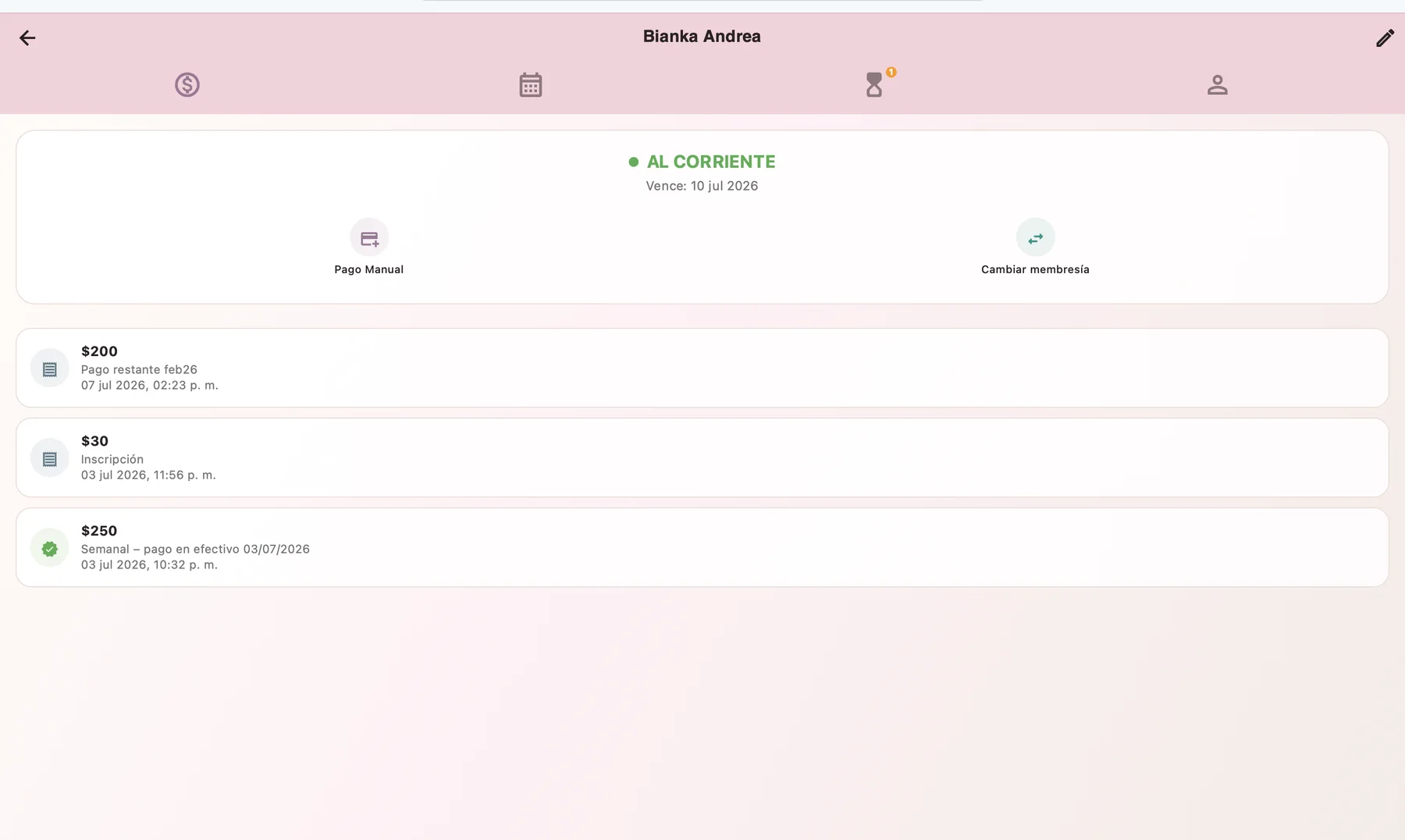 Detalle de alumna, membresía y acciones
